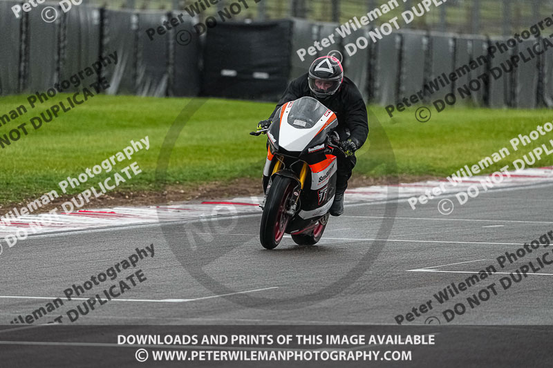 donington no limits trackday;donington park photographs;donington trackday photographs;estoril;event digital images;motorbikes;no limits;no limits trackdays;peter wileman photography;portugal;trackday;trackday digital images;trackday photos